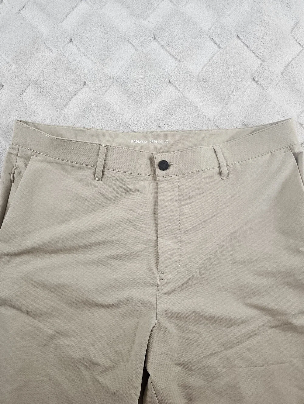 Banana Republic Traveler Pant Mens 38x34 Chino Tech Flat Front Beige